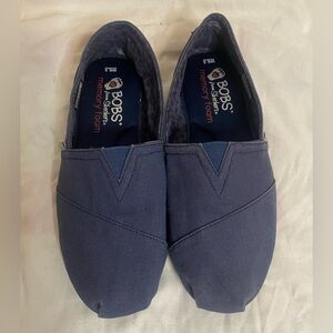 NWOT Skechers Women's Bobs Plush-Peace & Love Ballet Flat Navy Size 6.5W